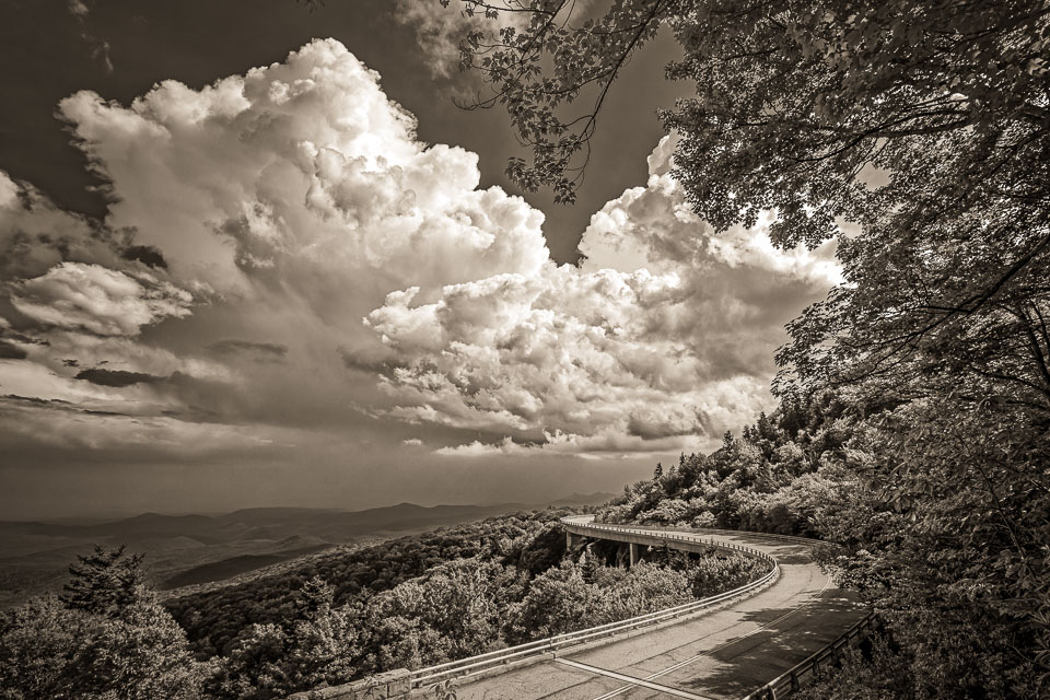 Linn Cove Viaduct, Grandfather Mountain